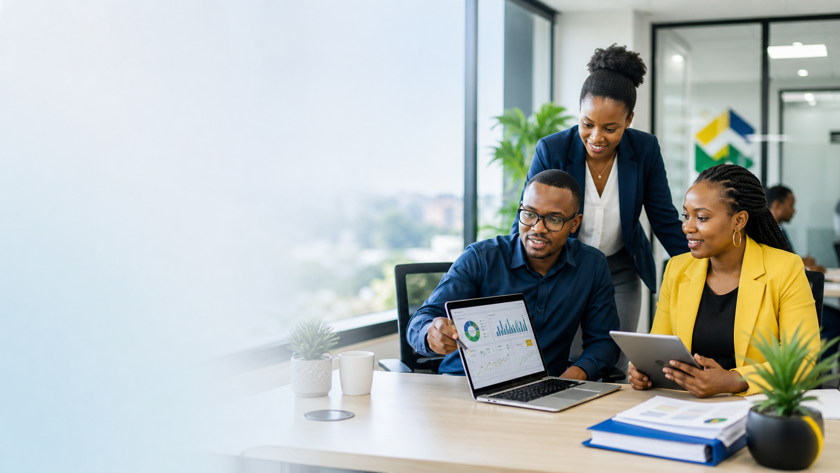 HR and payroll management with Staffix